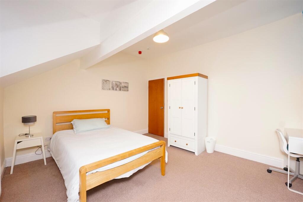 1 bed House Share for rent in Barrow-in-Furness. From Corrie and Co Ltd - Barrow In Furness