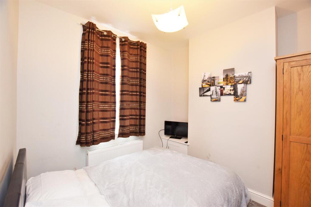 1 bed House Share for rent in Barrow-in-Furness. From Corrie and Co Ltd - Barrow In Furness