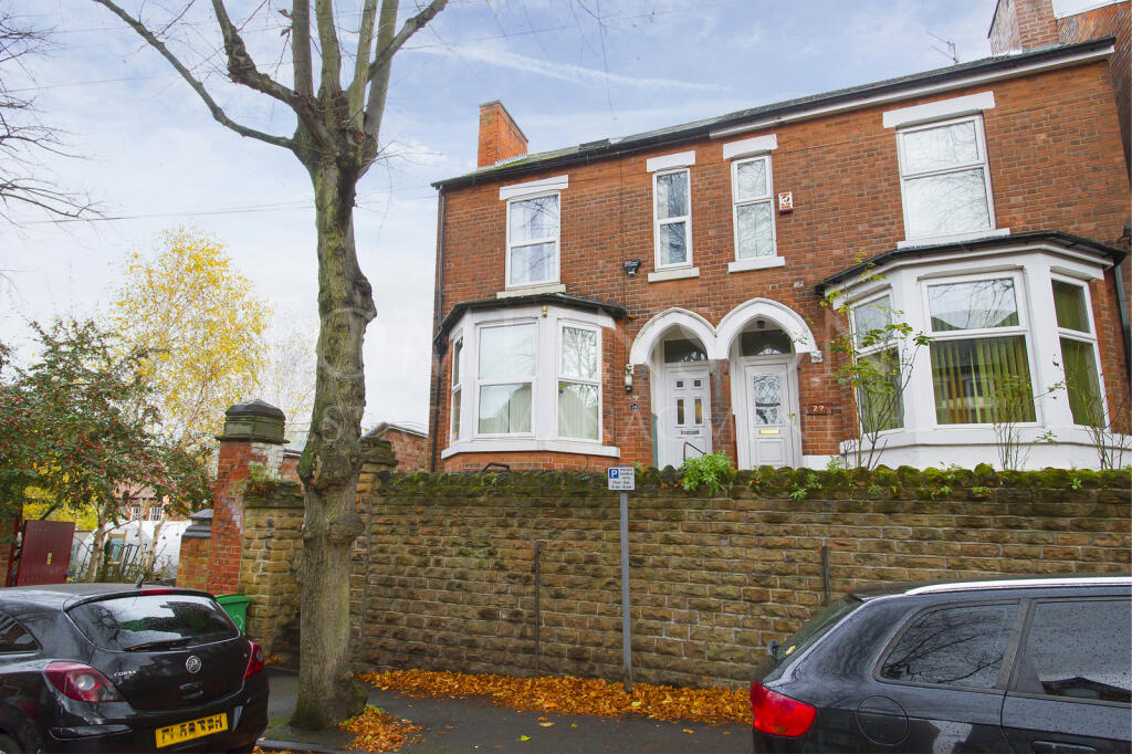 7 bed Semi Detached for rent in Nottingham. From Tomlinson Estate Management Limited - Lenton