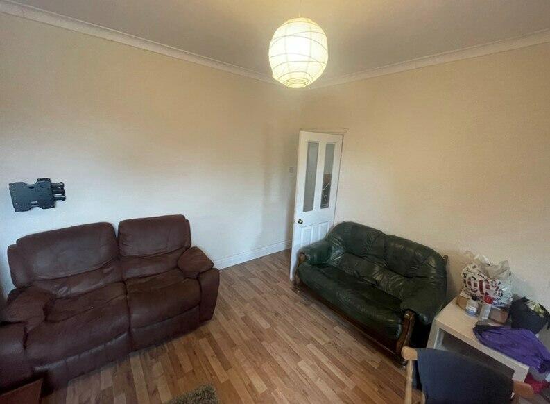 4 bed Mid Terraced House for rent in Beeston. From Tomlinson Estate Management Limited - Lenton 4 bed Mid Terraced House for rent in Beeston. From Tomlinson Estate Management Limited - Lenton