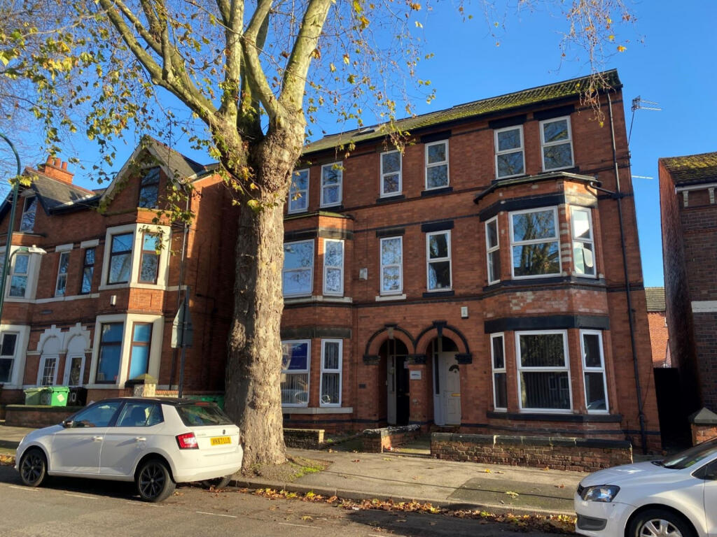 4 bed Semi Detached for rent in Nottingham. From Tomlinson Estates 4 bed Semi Detached for rent in Nottingham. From Tomlinson Estates