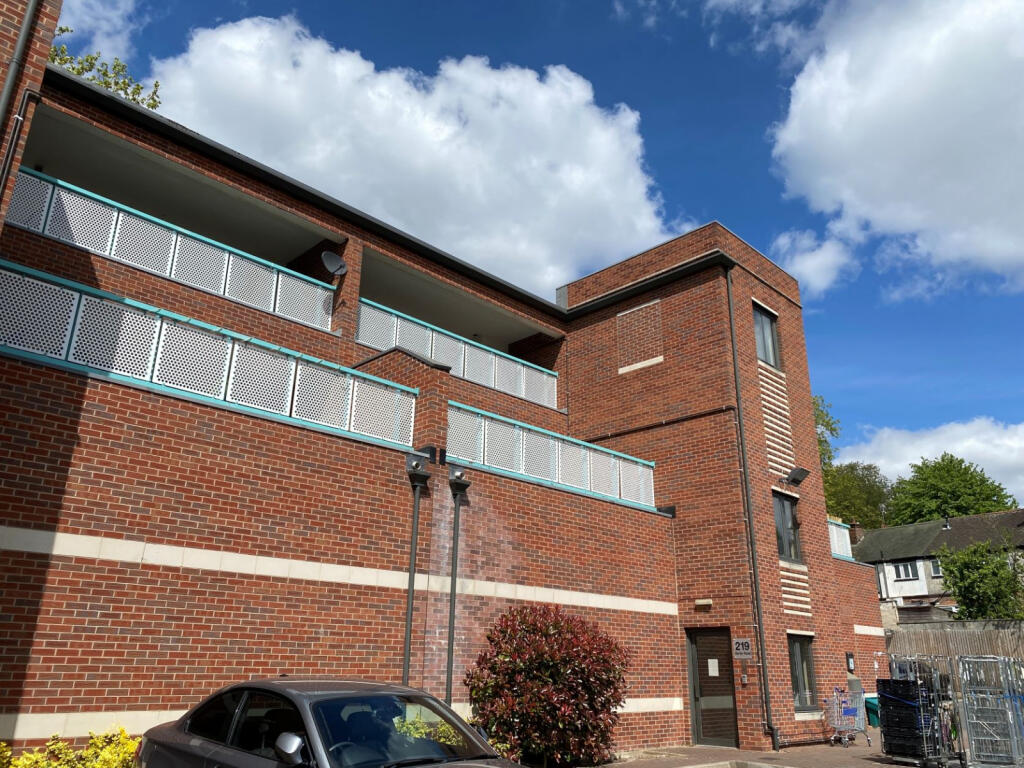 2 bed 1st Floor Flat for rent in Nottingham. From Tomlinson Estates 2 bed 1st Floor Flat for rent in Nottingham. From Tomlinson Estates