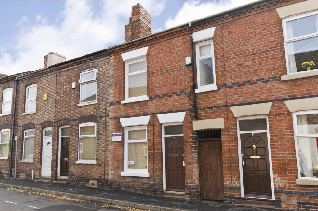4 bed Mid Terraced House for rent in Nottingham. From Tomlinson Estate Management Limited - Lenton 4 bed Mid Terraced House for rent in Nottingham. From Tomlinson Estate Management Limited - Lenton