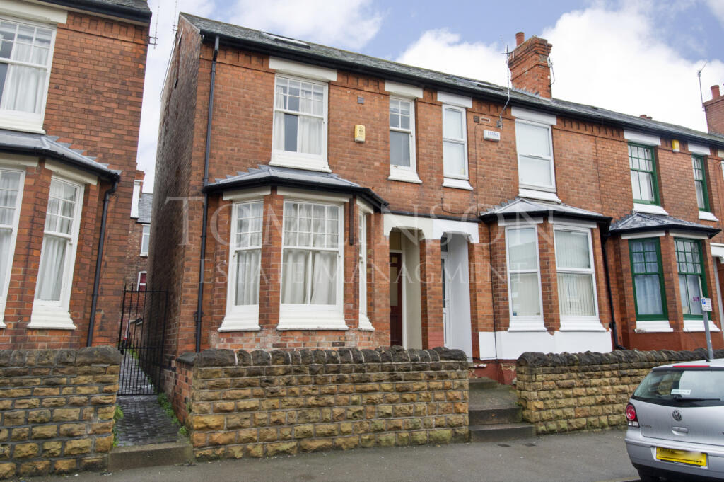 6 bed Semi Detached for rent in Nottingham. From Tomlinson Estate Management Limited - Lenton