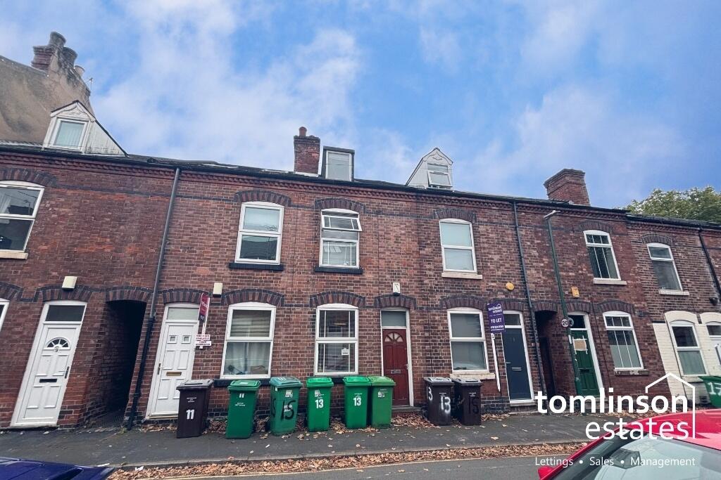 4 bed Mid Terraced House for rent in Nottingham. From Tomlinson Estate Management Limited - Lenton