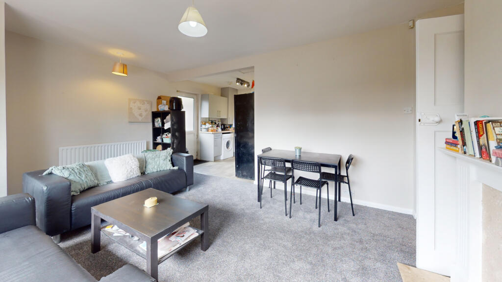 6 bed Semi Detached for rent in Strelley. From Tomlinson Estate Management Limited - Lenton