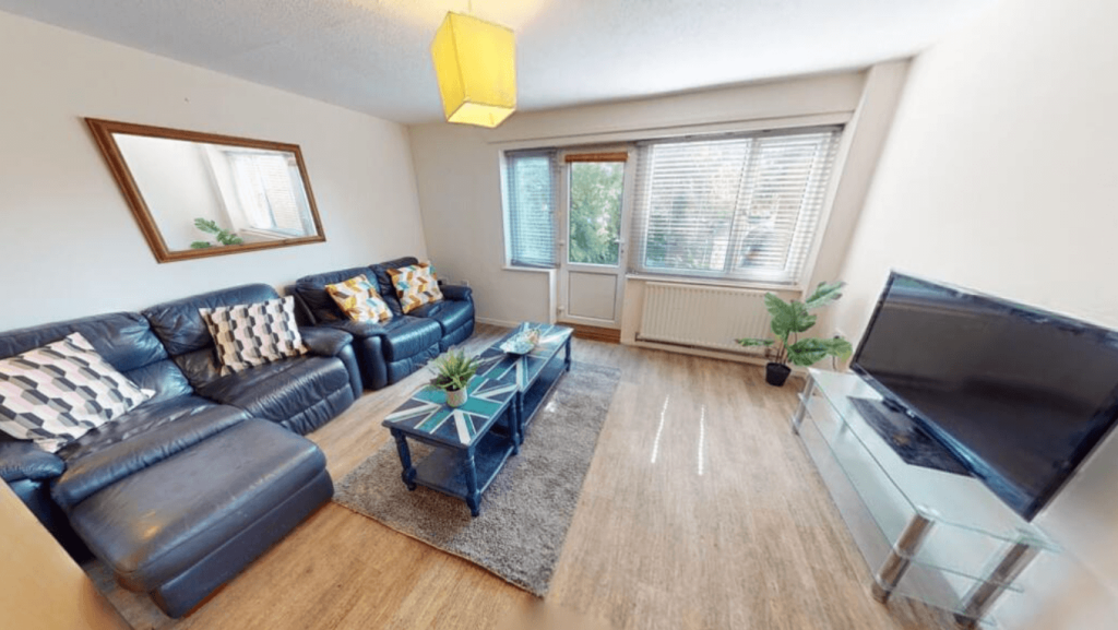 4 bed Semi Detached for rent in Nottingham. From Tomlinson Estate Management Limited - Lenton