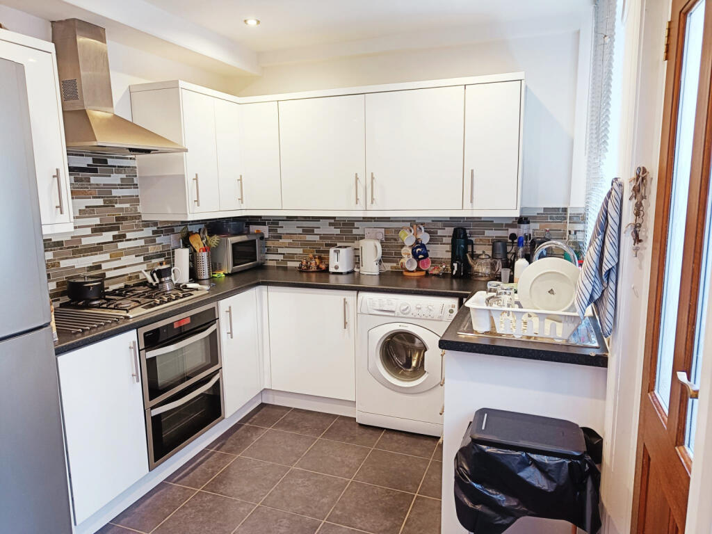 2 bed Semi Detached for rent in Nottingham. From Tomlinson Estate Management Limited - Lenton 2 bed Semi Detached for rent in Nottingham. From Tomlinson Estate Management Limited - Lenton