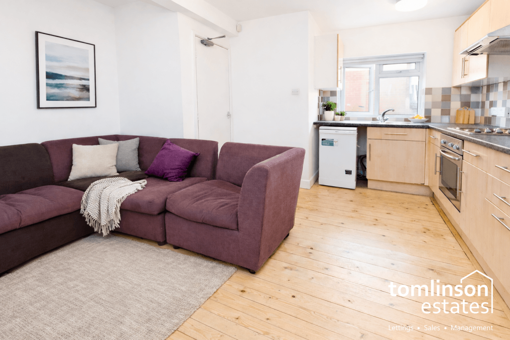5 bed Semi Detached for rent in Nottingham. From Tomlinson Estates
