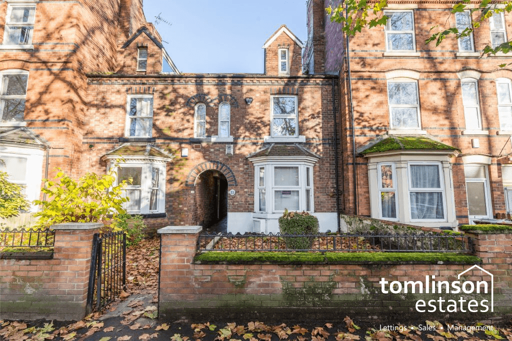 5 bed Mid Terraced House for rent in Nottingham. From Tomlinson Estates 5 bed Mid Terraced House for rent in Nottingham. From Tomlinson Estates