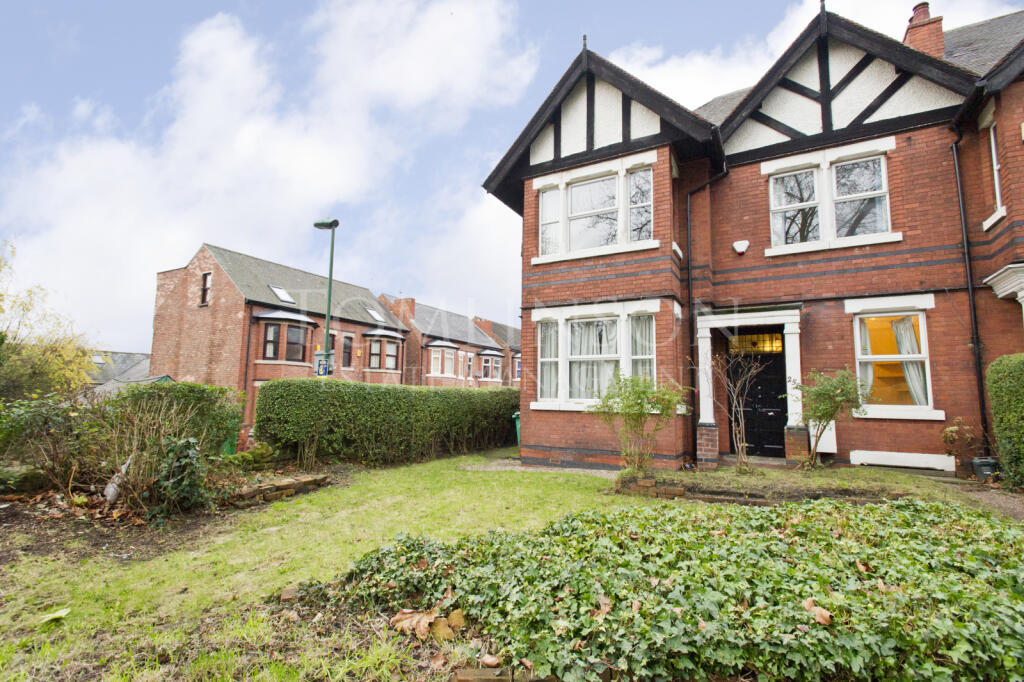 7 bed Semi Detached for rent in Nottingham. From Tomlinson Estates 7 bed Semi Detached for rent in Nottingham. From Tomlinson Estates