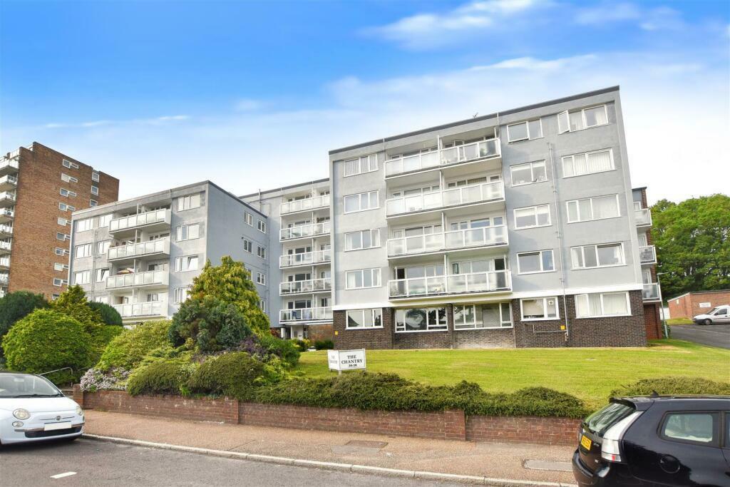 2 bed Flat for rent in Eastbourne. From Town Rentals - Eastbourne