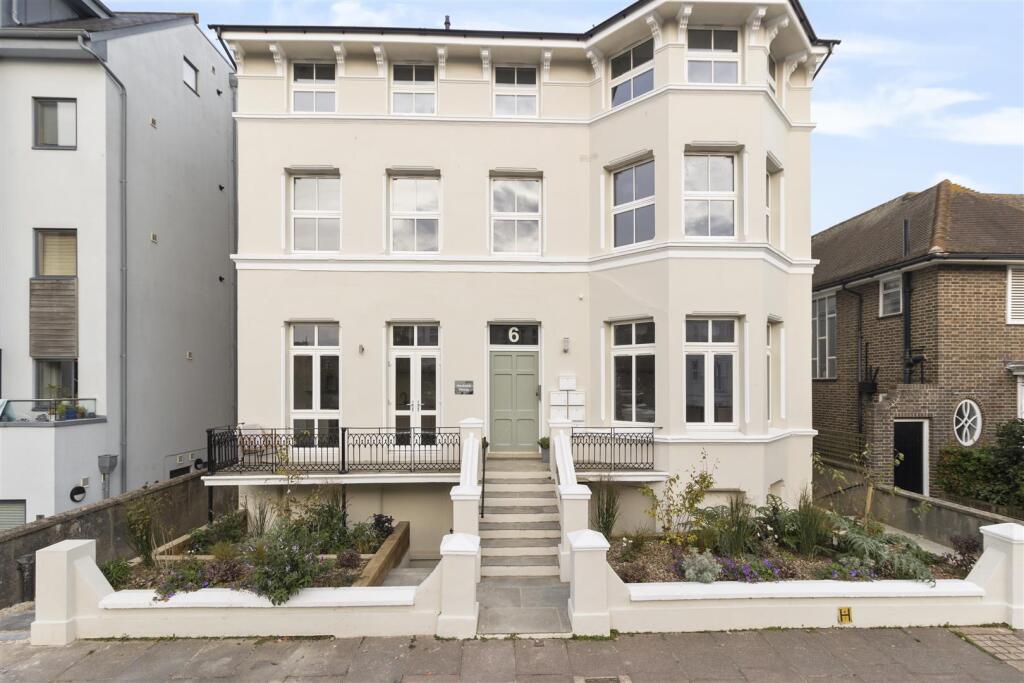 2 bed 1st Floor Flat for rent in Eastbourne. From Town Rentals - Eastbourne 2 bed 1st Floor Flat for rent in Eastbourne. From Town Rentals - Eastbourne