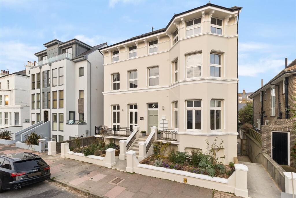 2 bed Penthouse for rent in Eastbourne. From Town Rentals - Eastbourne 2 bed Penthouse for rent in Eastbourne. From Town Rentals - Eastbourne