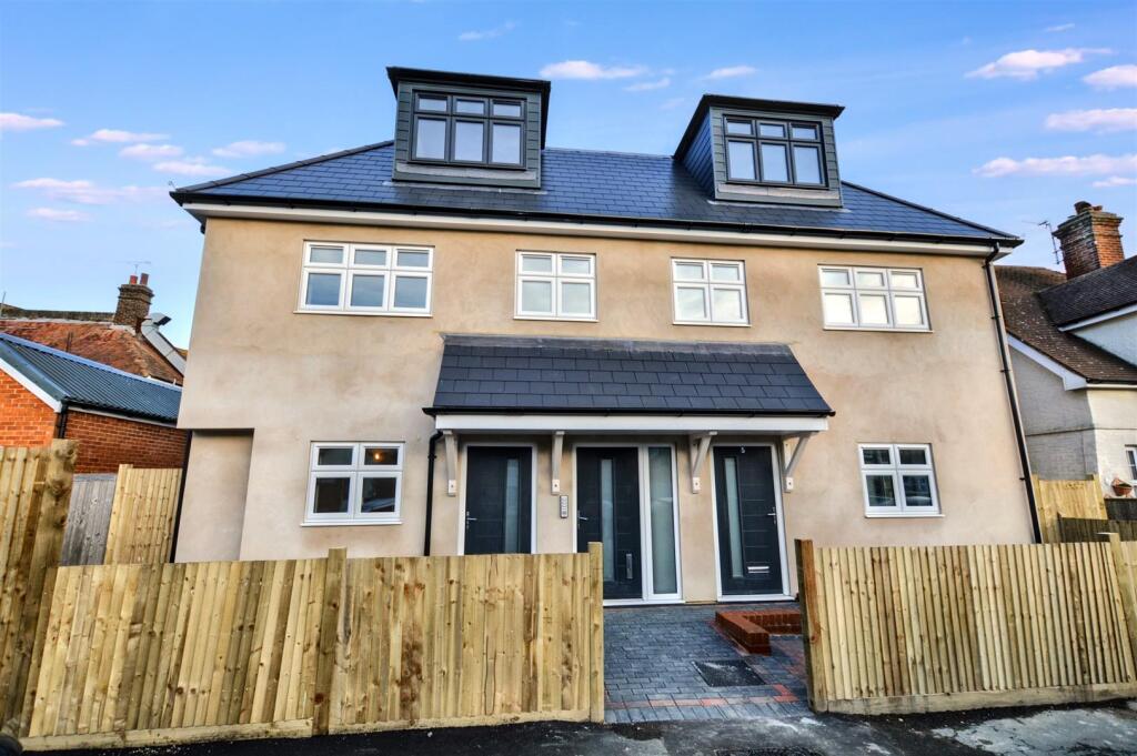 1 bed 1st Floor Flat for rent in Eastbourne. From Town Rentals - Eastbourne