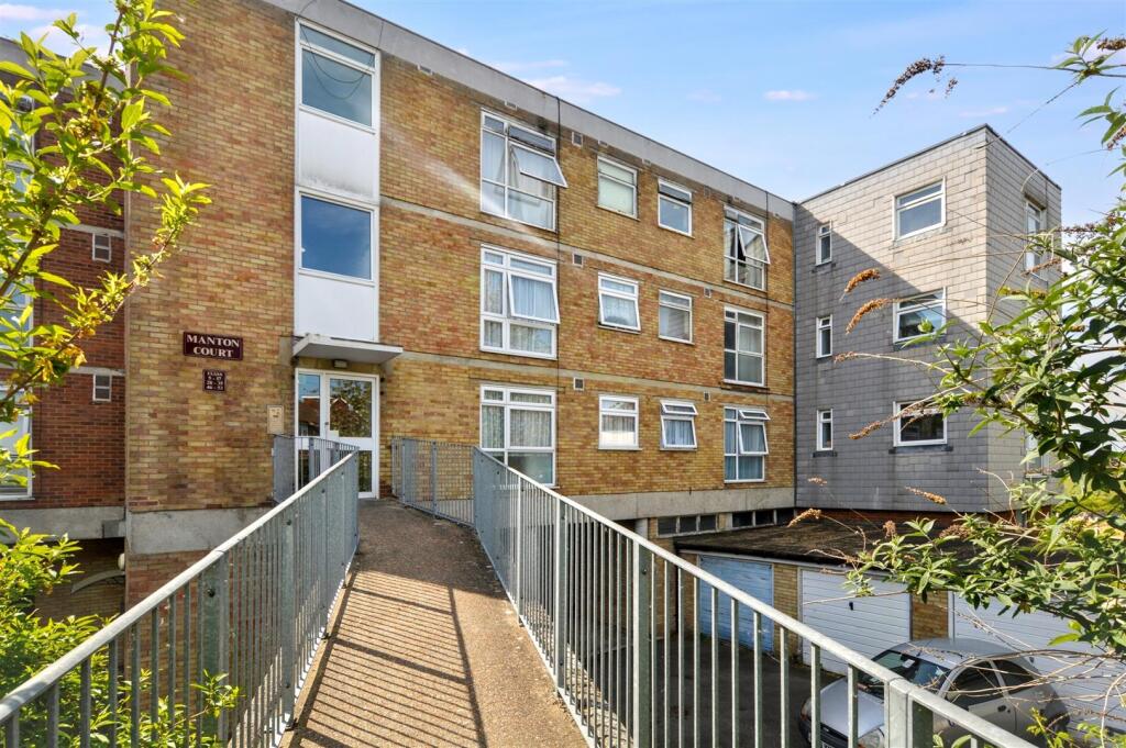 4 bed Studio for rent in Crumbles. From Town Rentals - Eastbourne 4 bed Studio for rent in Crumbles. From Town Rentals - Eastbourne