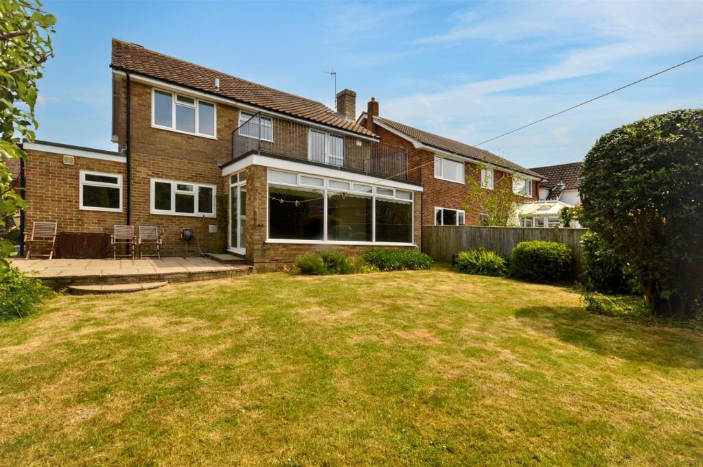 4 bed Detached for rent in Eastbourne. From Town Rentals - Eastbourne 4 bed Detached for rent in Eastbourne. From Town Rentals - Eastbourne