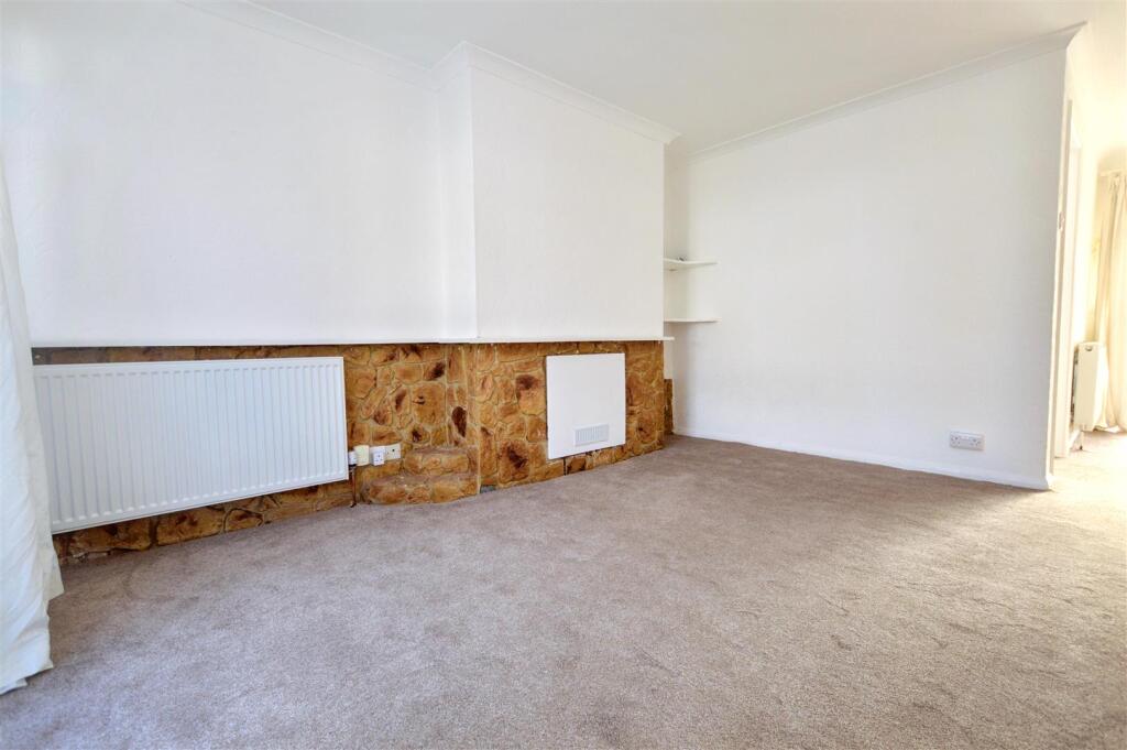 2 bed Semi Detached for rent in Eastbourne. From Town Rentals - Eastbourne
