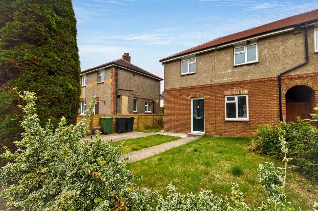3 bed Semi Detached for rent in Eastbourne. From Town Rentals - Eastbourne 3 bed Semi Detached for rent in Eastbourne. From Town Rentals - Eastbourne