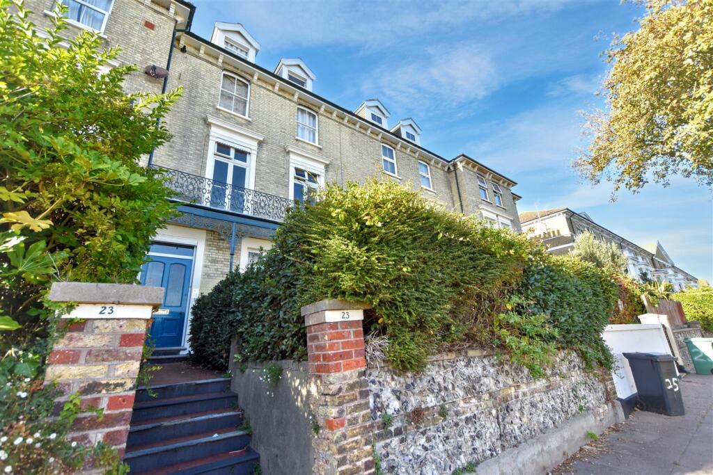 1 bed 1st Floor Flat for rent in Eastbourne. From Town Rentals - Eastbourne