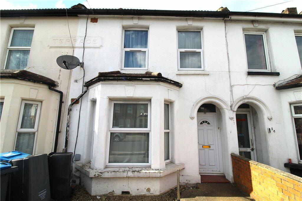 3 bed Mid Terraced House for rent in Croydon. From Townends