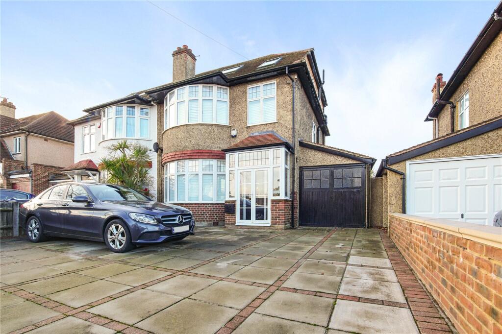 4 bed Semi Detached for rent in Croydon. From Stirling Ackroyd - Croydon 4 bed Semi Detached for rent in Croydon. From Stirling Ackroyd - Croydon