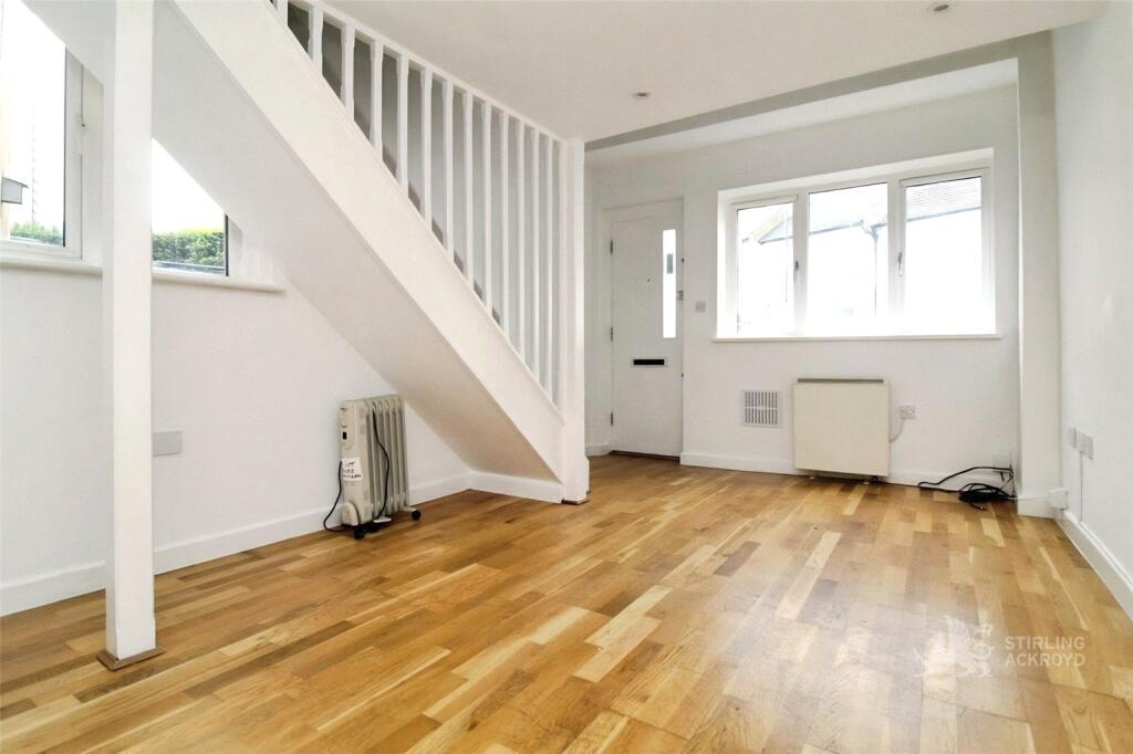 4 bed Studio for rent in Croydon. From Stirling Ackroyd - Croydon