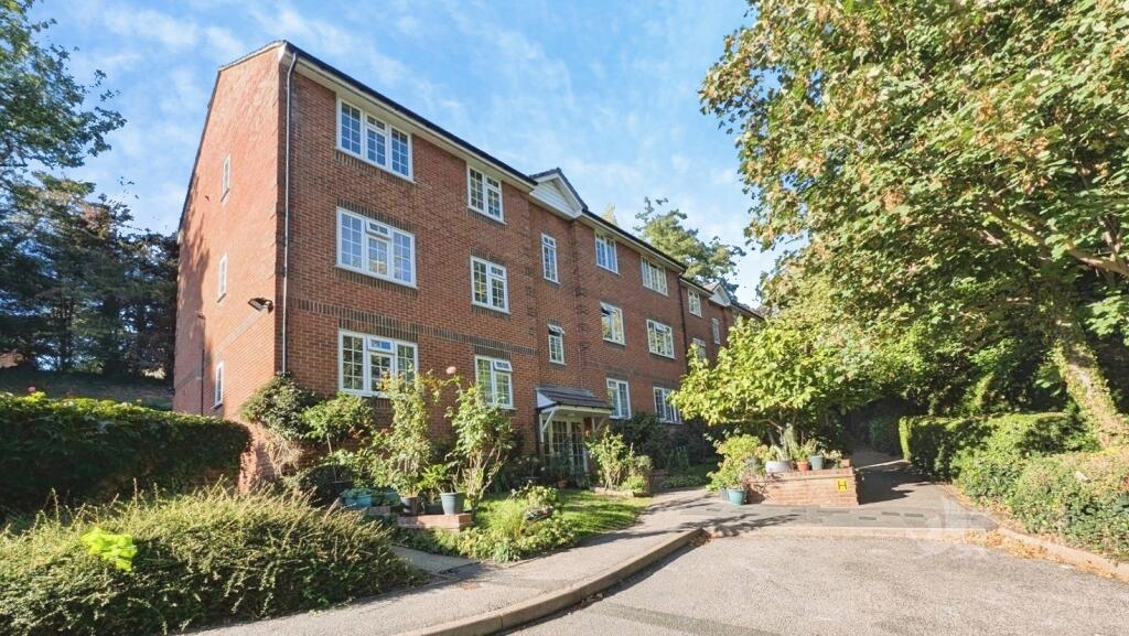 2 bed Apartment for rent in Croydon. From Stirling Ackroyd - Croydon 2 bed Apartment for rent in Croydon. From Stirling Ackroyd - Croydon