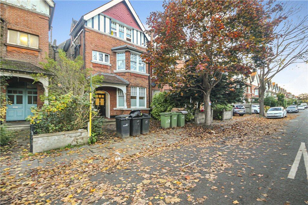 2 bed Apartment for rent in Streatham. From Stirling Ackroyd - Streatham
