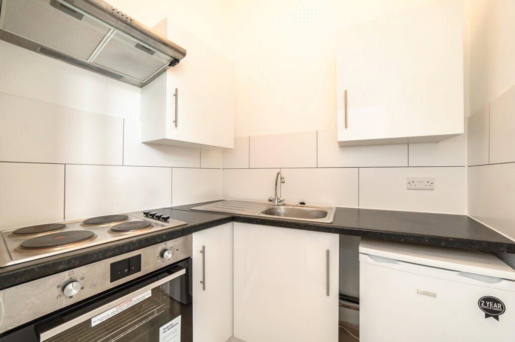 4 bed Studio for rent in London. From Stirling Ackroyd - Streatham