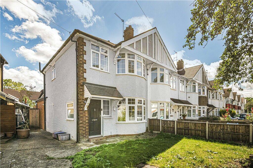 4 bed End of Terrace for rent in Mitcham. From Stirling Ackroyd - Streatham 4 bed End of Terrace for rent in Mitcham. From Stirling Ackroyd - Streatham