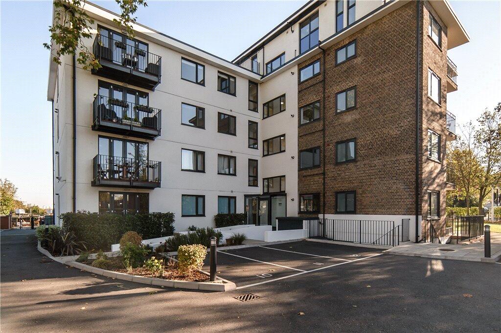 2 bed Apartment for rent in London. From Stirling Ackroyd - Streatham