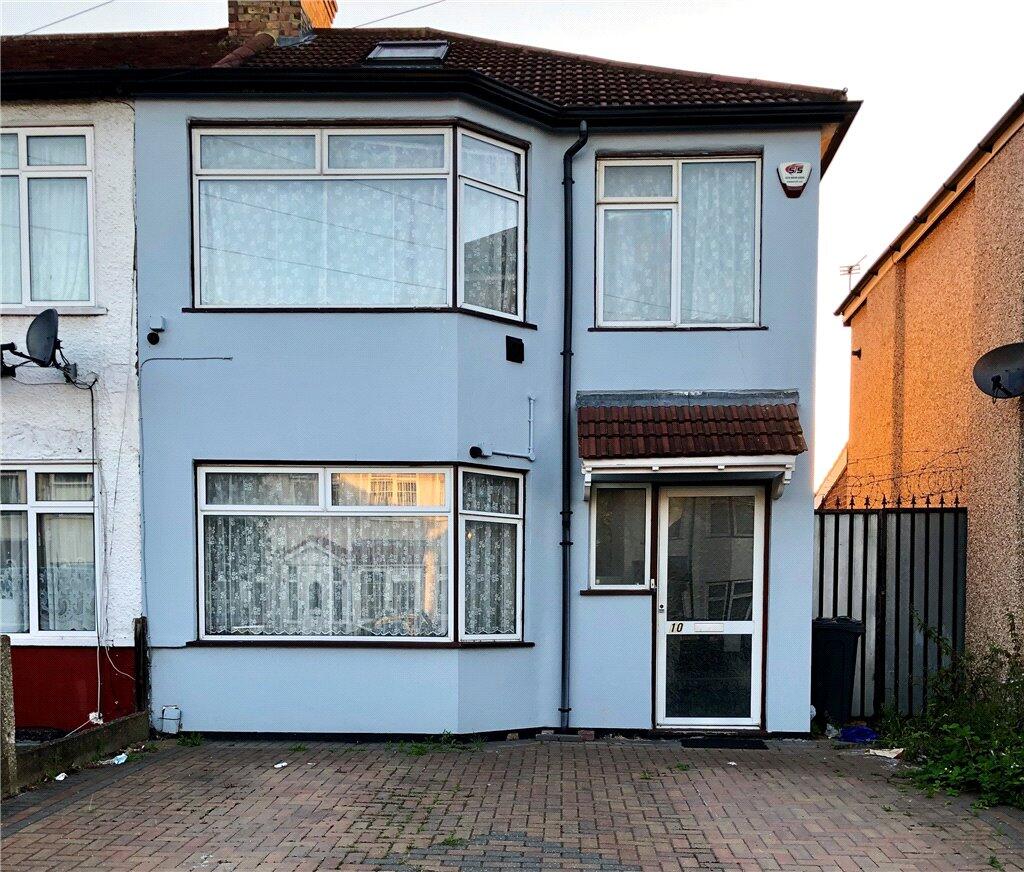 3 bed End of Terrace for rent in Hounslow. From Townends