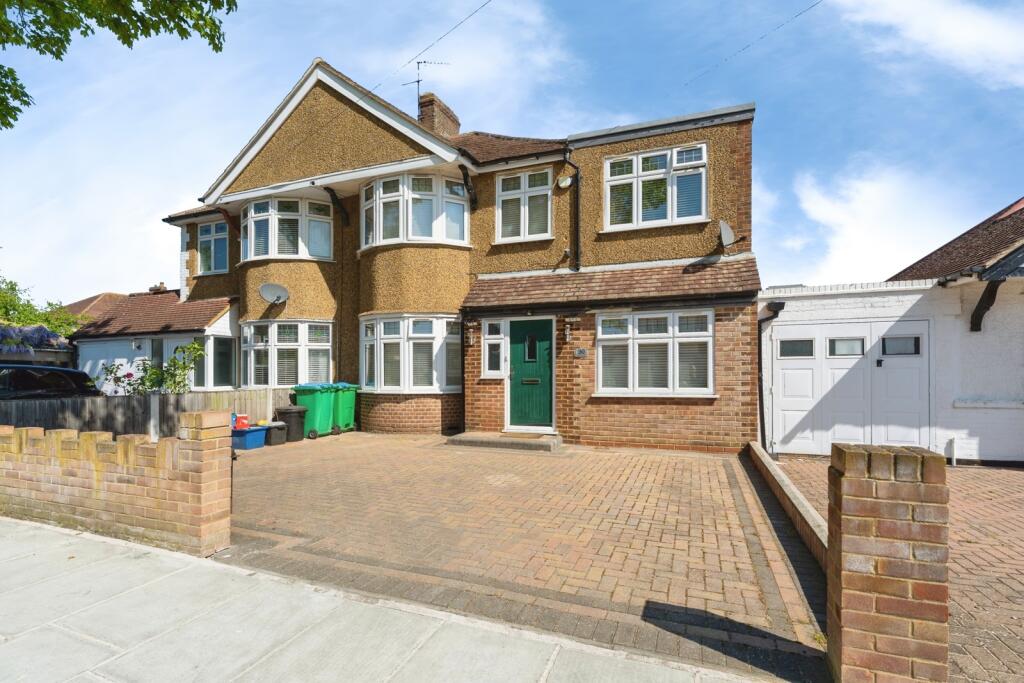 4 bed Semi Detached for rent in Twickenham. From Townends