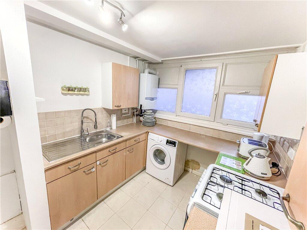 2 bed Apartment for rent in Hounslow. From Townends