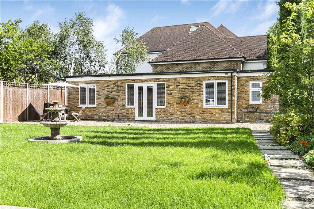 2 bed Detached for rent in Egham. From Townends Regents