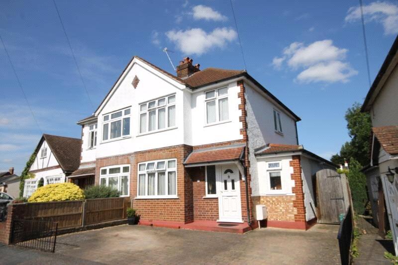 1 bed Semi Detached for rent in Egham. From Townends Regents 1 bed Semi Detached for rent in Egham. From Townends Regents