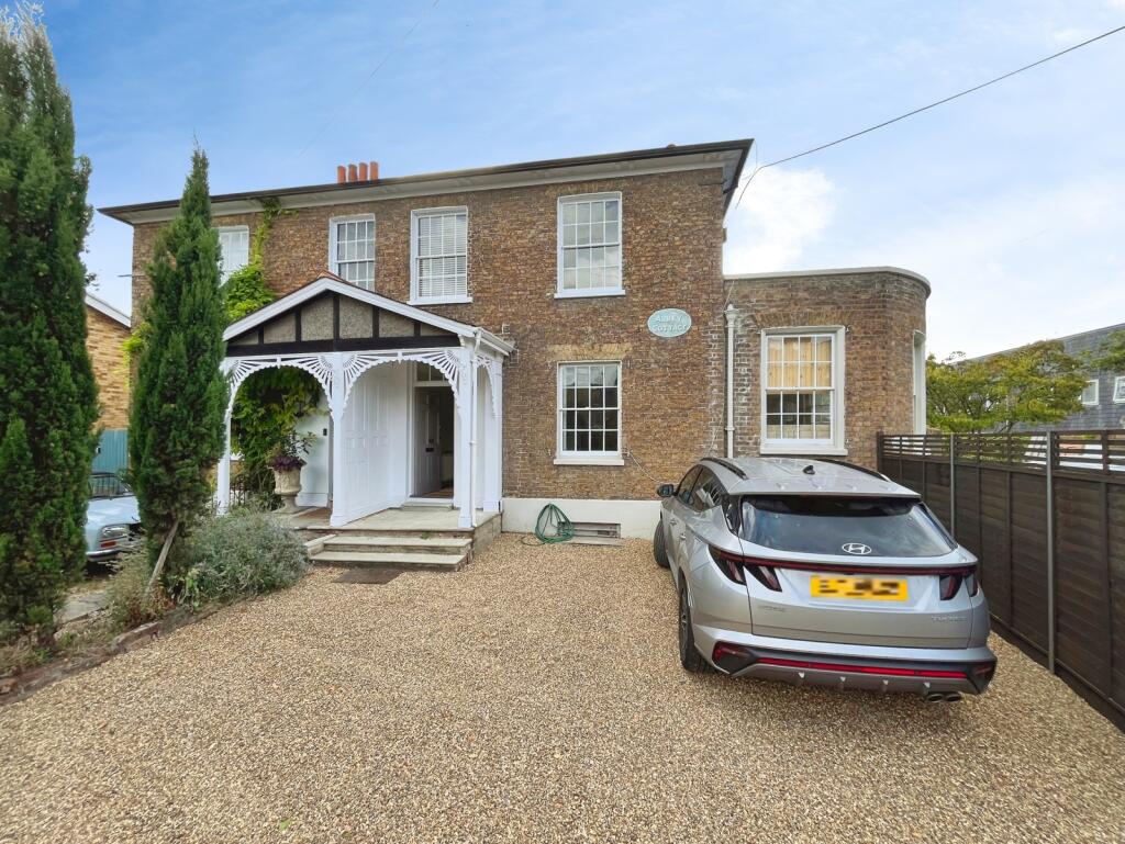 3 bed Semi Detached for rent in Old Windsor. From Townends Regents