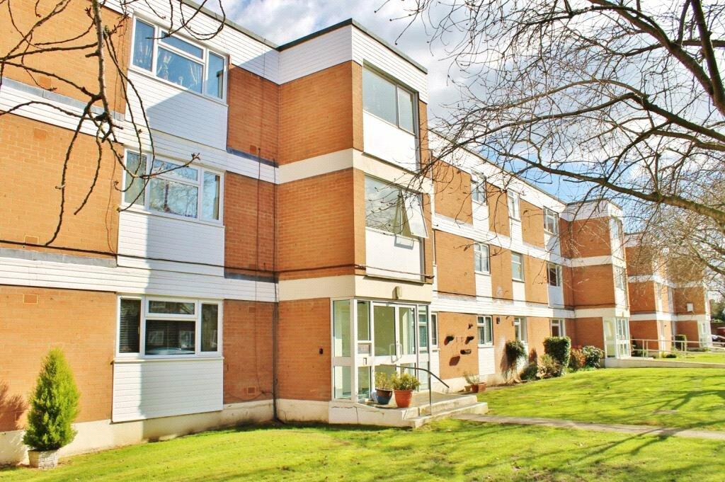 2 bed Apartment for rent in Staines-upon-Thames. From Townends Regents