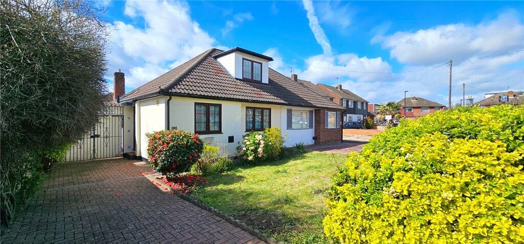 3 bed Bungalow for rent in Hounslow. From Townends Regents