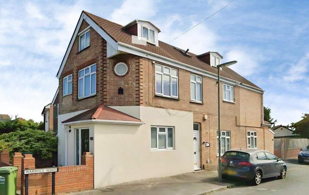 4 bed Apartment for rent in Ashford. From Stirling Ackroyd - Staines