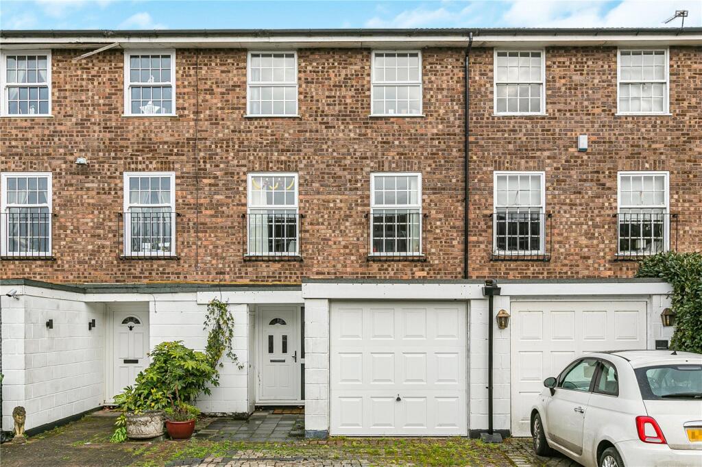 4 bed Mid Terraced House for rent in Staines-upon-Thames. From Stirling Ackroyd - Staines 4 bed Mid Terraced House for rent in Staines-upon-Thames. From Stirling Ackroyd - Staines
