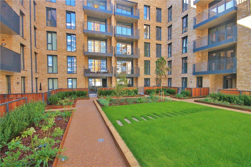 2 bed Apartment for rent in Staines-upon-Thames. From Stirling Ackroyd - Staines