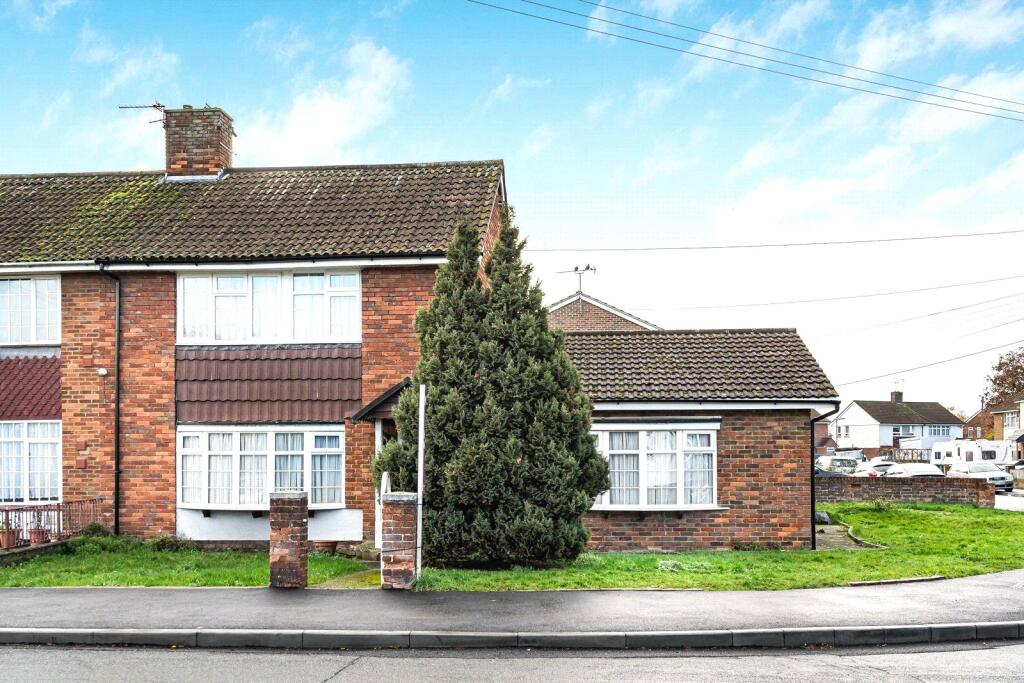 0 bed Studio for rent in Stanwell. From Stirling Ackroyd - Staines