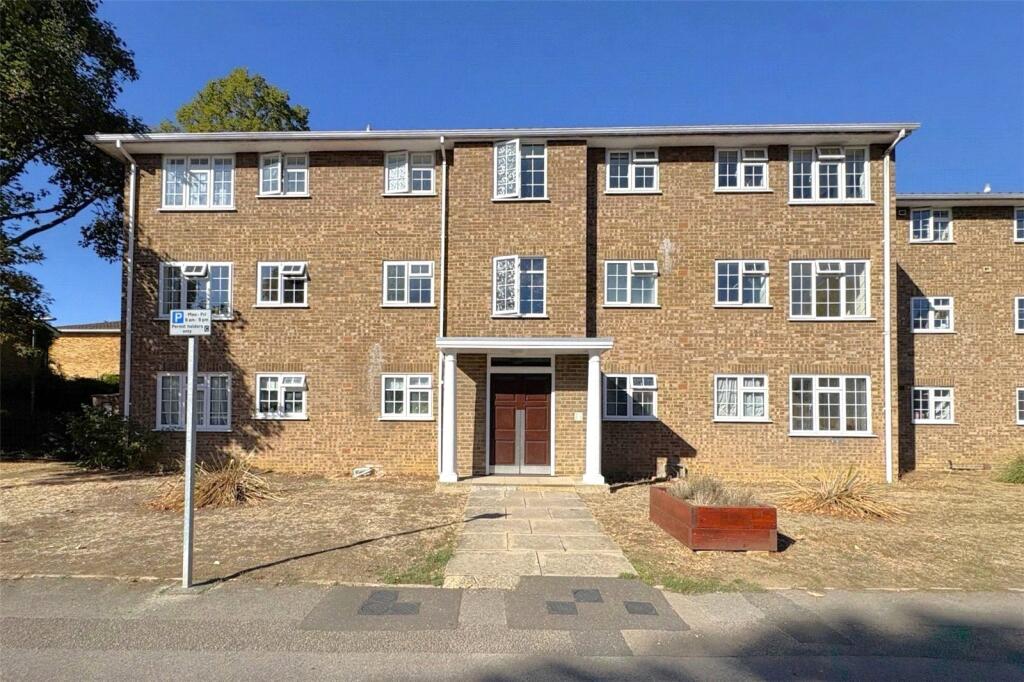 2 bed Apartment for rent in Staines-upon-Thames. From Stirling Ackroyd - Staines