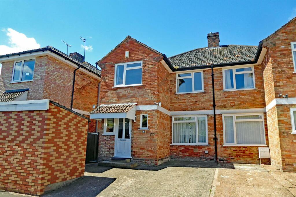 3 bed Semi-Detached House for rent in Taunton. From Townsend Letting & Management - Taunton