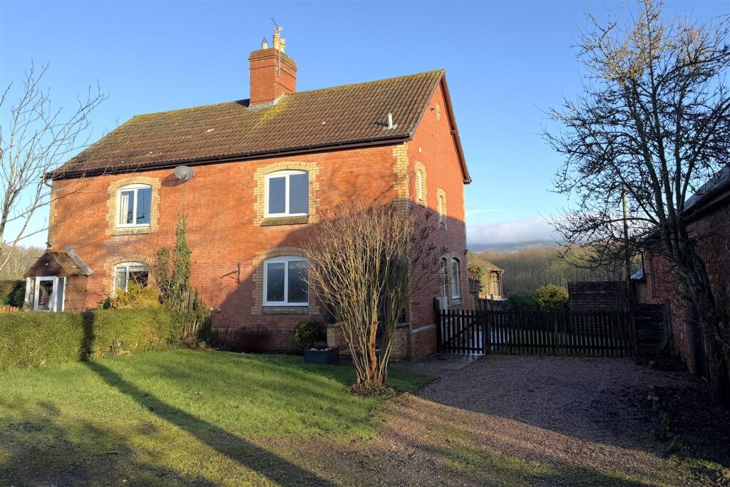 3 bed Semi Detached for rent in Taunton. From Townsend Letting & Management - Taunton 3 bed Semi Detached for rent in Taunton. From Townsend Letting & Management - Taunton