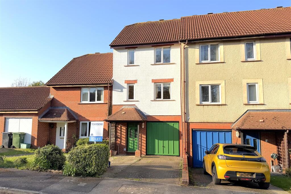 3 bed Town House for rent in Taunton. From Townsend Letting & Management - Taunton 3 bed Town House for rent in Taunton. From Townsend Letting & Management - Taunton