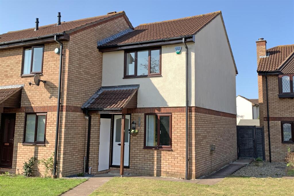 2 bed Mid Terraced House for rent in Taunton. From Townsend Letting & Management - Taunton