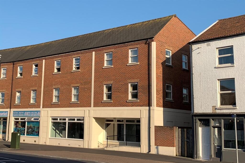 1 bed 1st Floor Flat for rent in Taunton. From Townsend Letting & Management - Taunton 1 bed 1st Floor Flat for rent in Taunton. From Townsend Letting & Management - Taunton